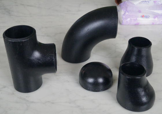 CS SS ANSI B16.9 ASTM A234 WPB CON ECC Reducer 1/2 بوصة إلى 80 بوصة