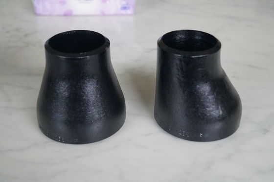 التماس غير الملحوم الملحوم Asme B16.9 مخفض الفولاذ المقاوم للصدأ متراكز وغريب الأطوار