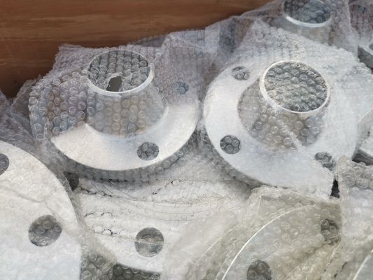 DIN2631 2632 2633 2634 2635 2636 شفة لحام رقبة PN06 PN100 شفة فولاذية كربونية