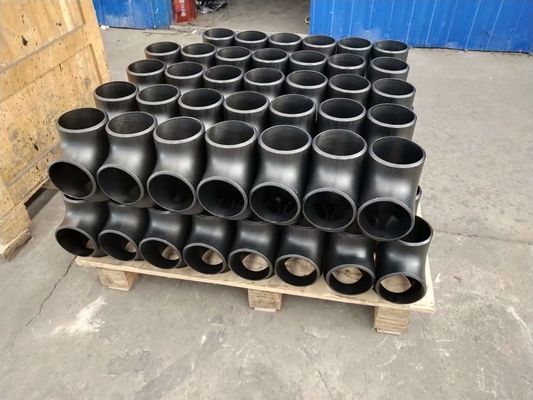 A105N WP316L WP304 أسود ملحومة تقليل المحملة بعقب ملحومة تركيب الأنابيب المحملة غير الملحومة
