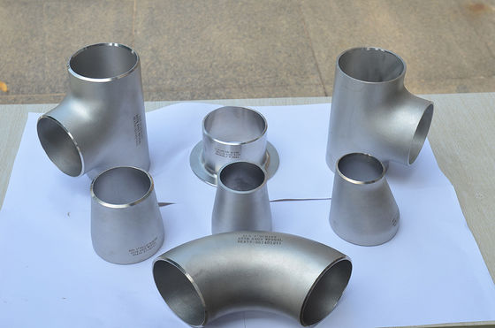 1/2 &quot;-72&quot; الأنابيب الملائمة ASME B16.9 الكربون الصلب الفولاذ المقاوم للصدأ
